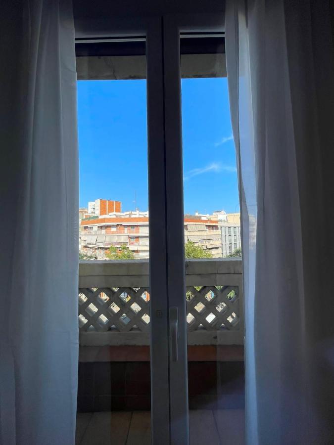 Rooms Nueva Valencia Barcelona Exterior foto