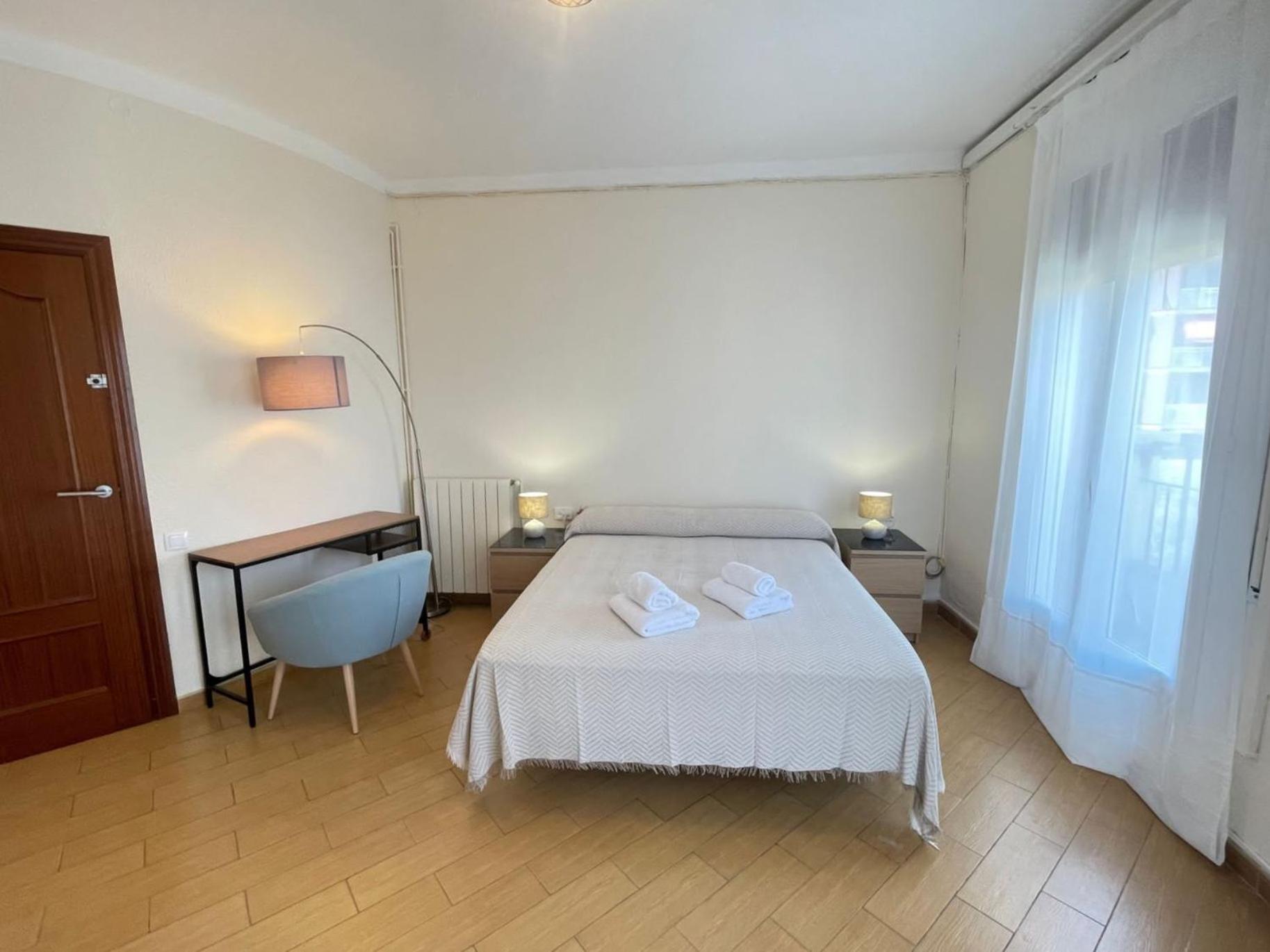 Rooms Nueva Valencia Barcelona Exterior foto